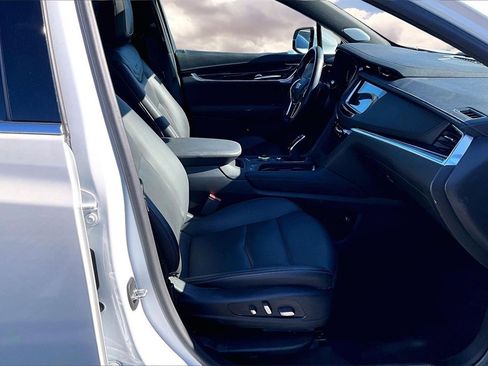 Certified 2023 Cadillac XT5 Premium Luxury w/ LPO, Floor Liner Package image 29