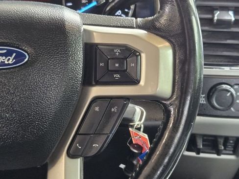 Used 2020 Ford F250 Lariat w/ Lariat Value Package AWD/4WD image 32