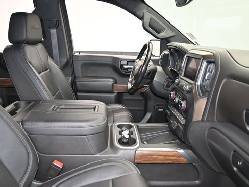 Used 2022 Chevrolet Silverado 1500 High Country image 46