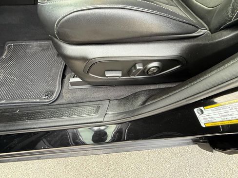 Used 2022 Jeep Grand Cherokee L Laredo image 17