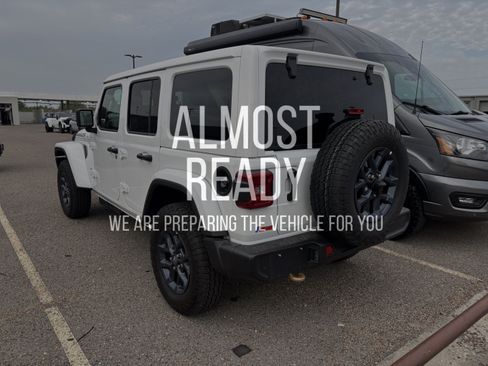 Used 2026 Jeep Wrangler Unlimited Sport AWD/4WD image 3