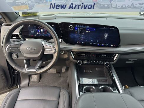 Certified 2025 Chevrolet Tahoe Z71 image 11