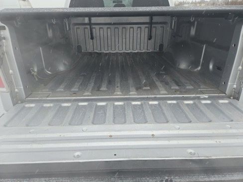 Used 2014 Ford F150 XLT image 5