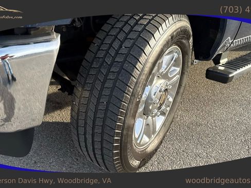 Used 2015 Ford F250 Lariat w/ Lariat Ultimate Package image 41