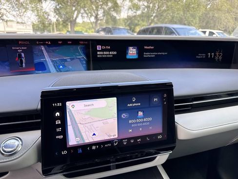 New 2026 Lincoln Nautilus Reserve w/ Jet Appearance Package AWD/4WD image 23