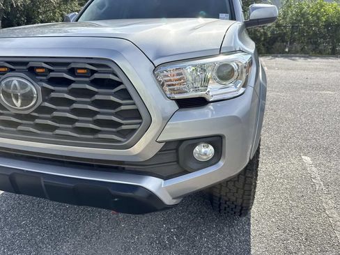 Used 2021 Toyota Tacoma SR5 RWD image 9