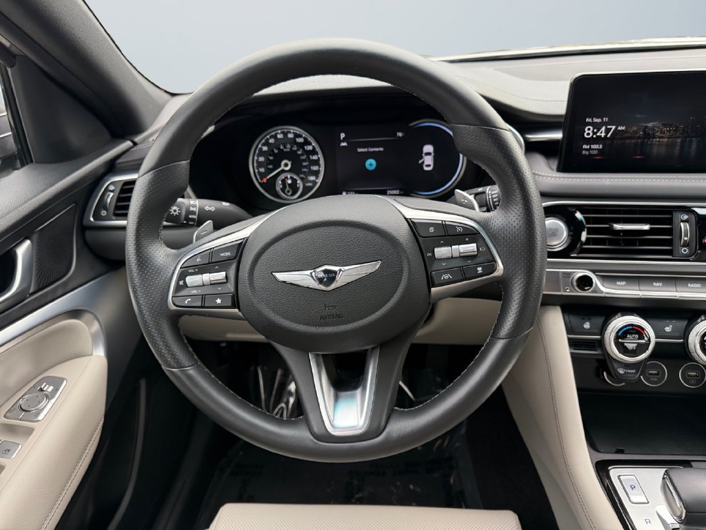 Used 2023 Genesis G70 2.0T AWD/4WD image 12