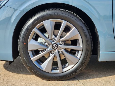 New 2026 Nissan Sentra SL w/ Floor Mat Package FWD image 11
