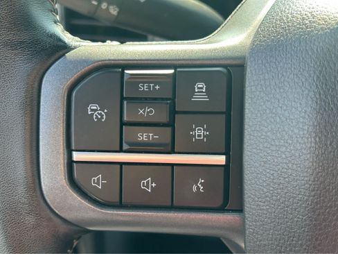 Used 2023 Ford F150 Lariat w/ Equipment Group 502A High AWD/4WD image 28