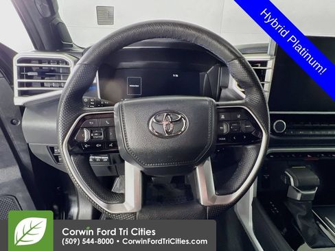 Used 2023 Toyota Tundra Platinum AWD/4WD image 8