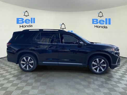 Certified 2024 Honda Pilot Touring image 5