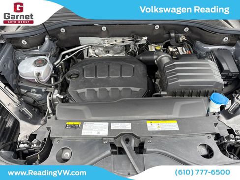 Certified 2024 Volkswagen Atlas Cross Sport SEL R-Line image 23
