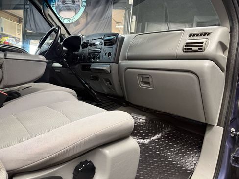 Used 2005 Ford F250 XLT AWD/4WD image 18