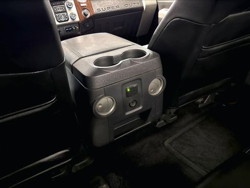 Used 2016 Ford F250 Lariat w/ Chrome Package AWD/4WD image 34