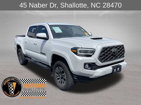 Used 2023 Toyota Tacoma TRD Sport w/ Black Out Package (TMS) AWD/4WD image 1