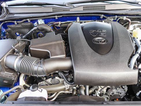 Used 2023 Toyota Tacoma SR5 w/ SX Package image 28