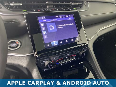 New 2025 Jeep Grand Cherokee Altitude image 3