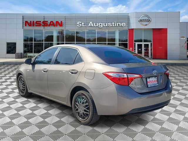 Used 2016 Toyota Corolla LE FWD image 4