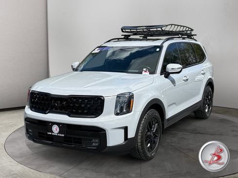 Used 2024 Kia Telluride SX Prestige X-Pro AWD/4WD image 3