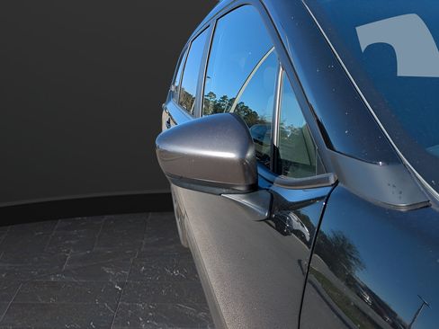 Used 2026 Subaru Forester Premium AWD/4WD image 9