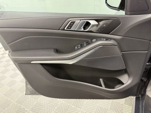 Used 2022 BMW X5 xDrive40i image 12