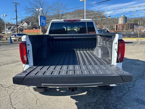 New 2026 GMC Sierra 1500 AT4 w/ AT4 Premium Package image 29