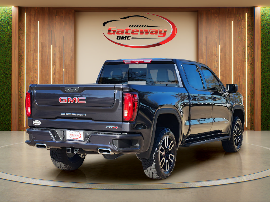 Used 2025 GMC Sierra 1500 AT4 w/ Technology Package AWD/4WD image 5