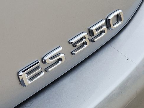 Used 2023 Lexus ES 350 w/ Premium Package image 12