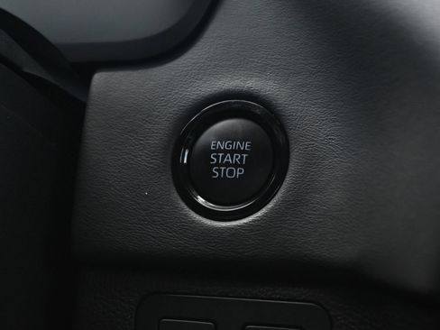 Used 2025 Toyota Tundra Platinum AWD/4WD image 15