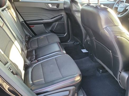 Certified 2023 Ford Escape ST-Line image 17