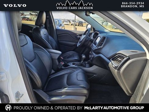 Used 2023 Jeep Cherokee Altitude Lux image 27