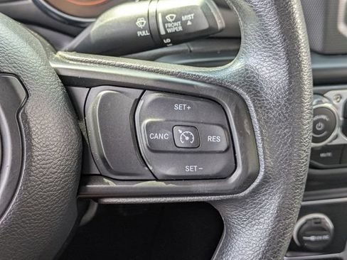 Used 2022 Jeep Wrangler Unlimited Sport AWD/4WD image 18