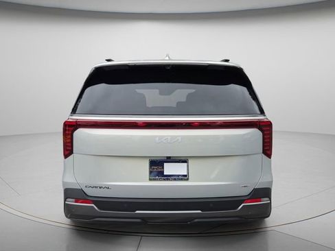 New 2026 Kia Carnival SX Prestige FWD image 4