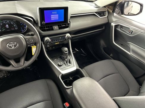 Used 2025 Toyota RAV4 LE image 22