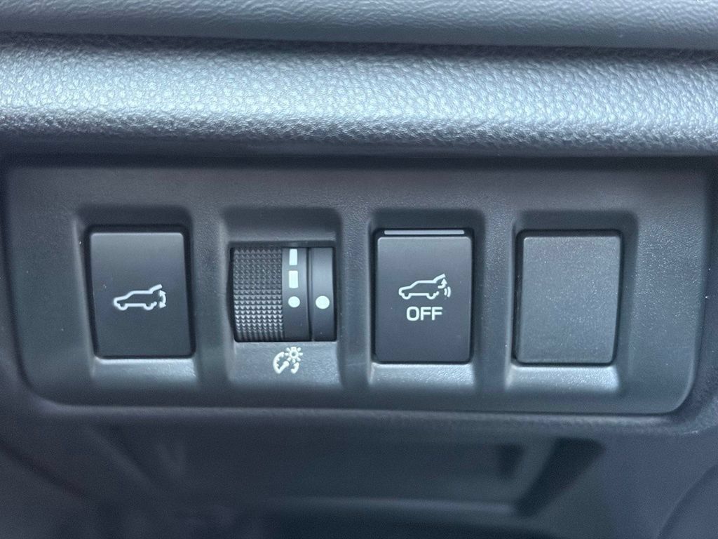 Used 2024 Subaru Outback Limited AWD/4WD image 35