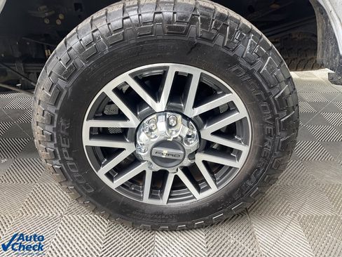 Used 2019 Ford F350 Lariat w/ Lariat Ultimate Package image 29