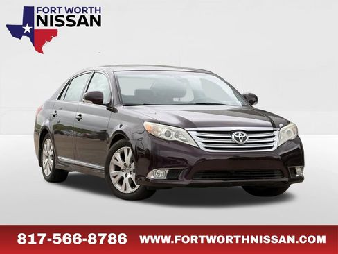 Used 2011 Toyota Avalon image 1