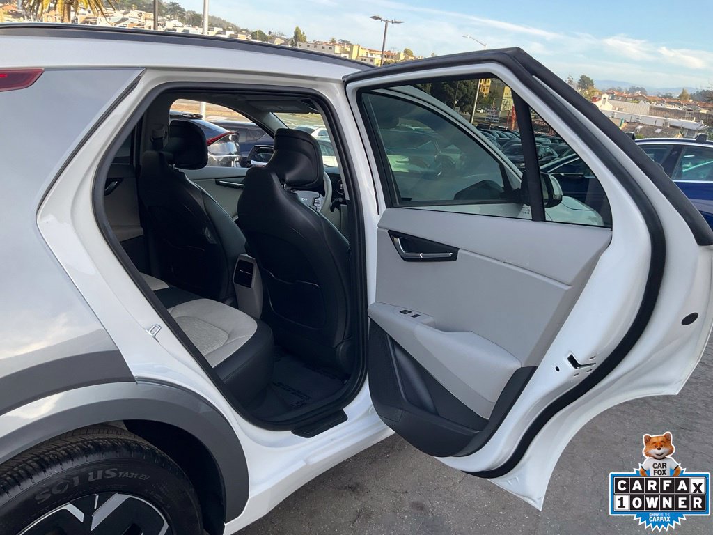 Used 2025 Kia Niro Wave w/ Wave Preserve Package FWD image 43