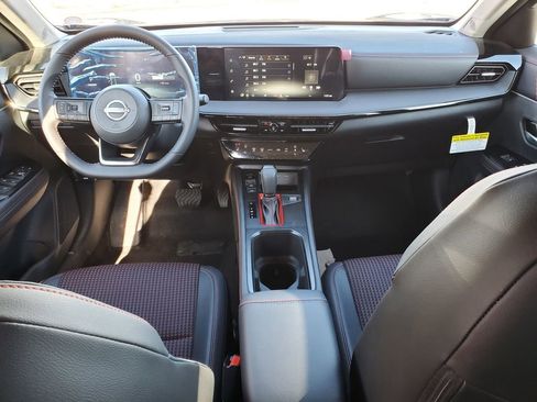 New 2026 Nissan Kicks SR image 13
