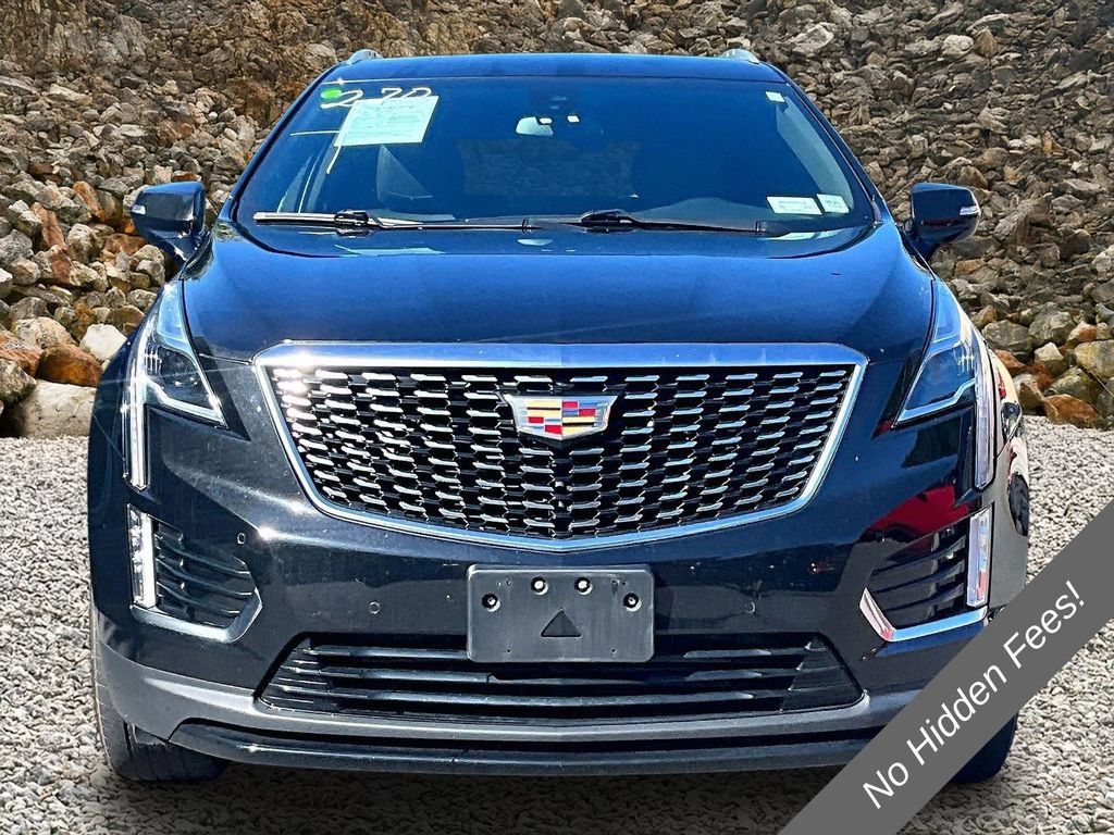 Used 2022 Cadillac XT5 Luxury AWD/4WD image 3