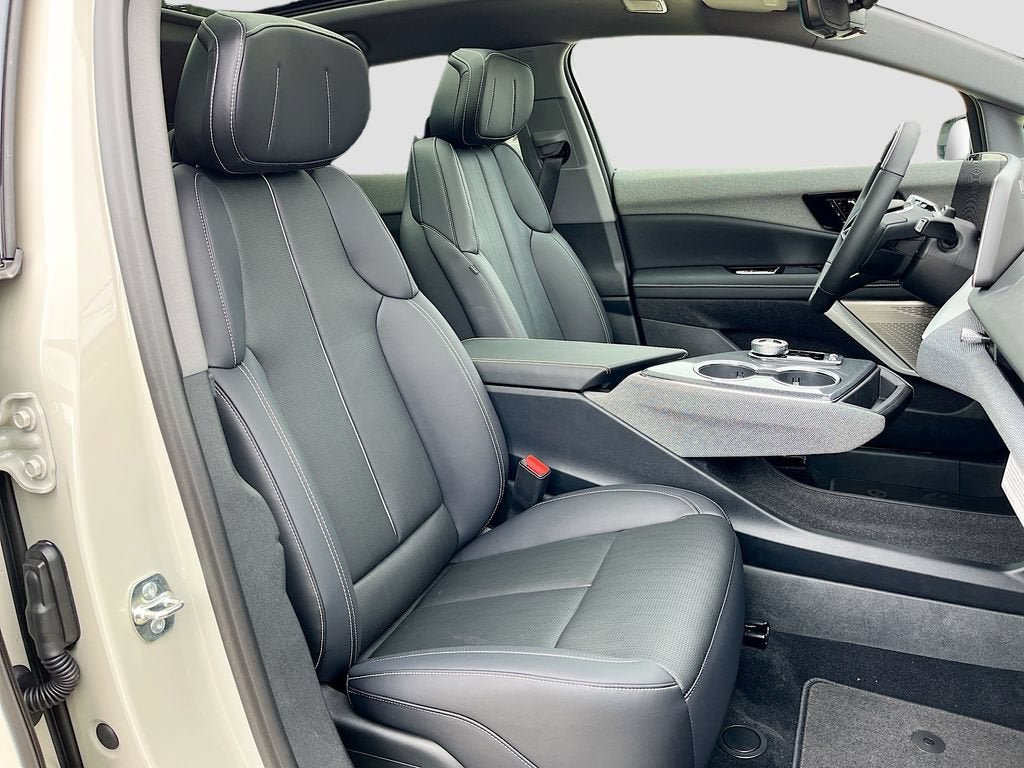 New 2027 Cadillac Optiq Premium Luxury AWD/4WD image 35