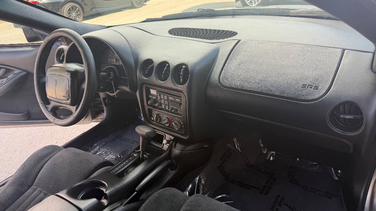 Used 2000 Pontiac Firebird Coupe w/ Opt Pkg RWD image 11