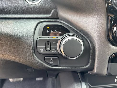 New 2026 RAM 1500 Express AWD/4WD image 12
