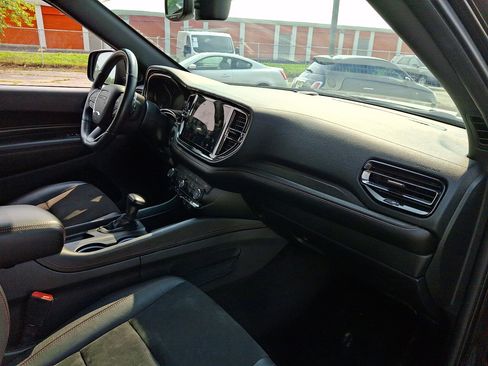 Used 2022 Dodge Durango R/T w/ Blacktop Package AWD/4WD image 11