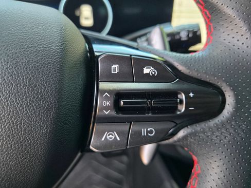Certified 2025 Hyundai Elantra N Line FWD image 13