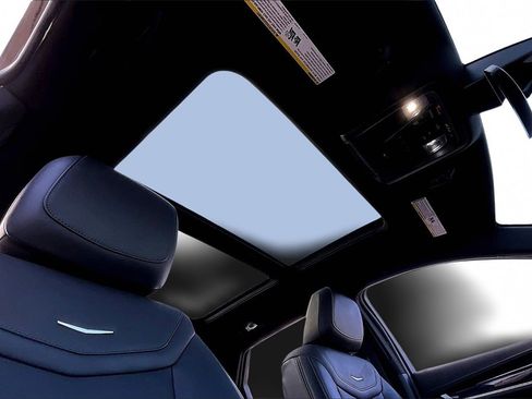 Used 2023 Cadillac XT5 Premium Luxury image 17