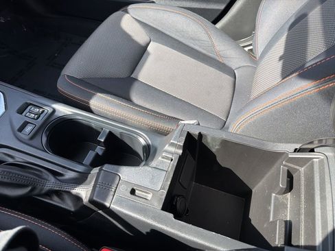 Used 2021 Subaru Crosstrek 2.0i Premium image 31