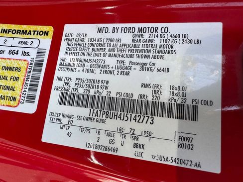 Used 2018 Ford Mustang Premium RWD image 8