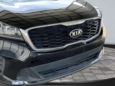 Used 2020 Kia Sorento L FWD image 30