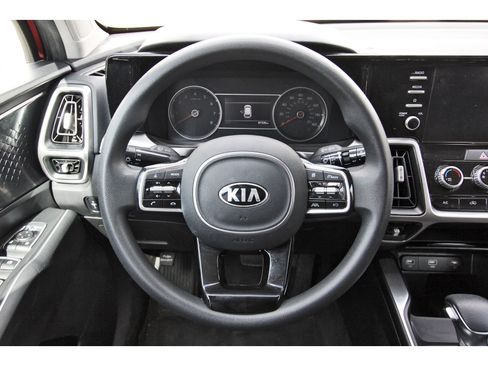 Used 2021 Kia Sorento LX FWD image 15
